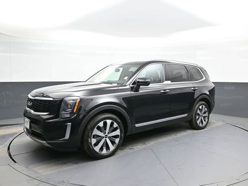 Certified 2022 Kia Telluride S image 10