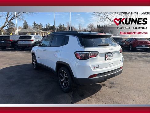 Used 2025 Jeep Compass Limited AWD/4WD image 9