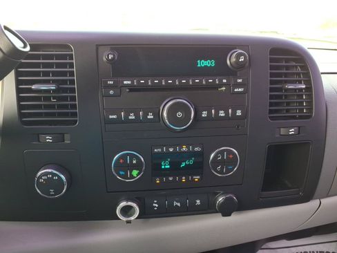 Used 2010 GMC Sierra 1500 SLE w/ Power Pack Plus AWD/4WD image 13