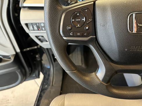 Used 2022 Honda Odyssey EX image 10