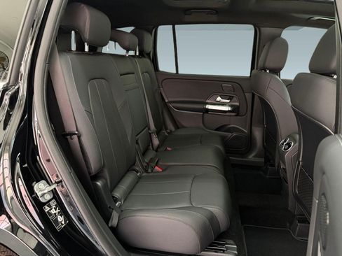 New 2026 Mercedes-Benz GLB 250 image 24