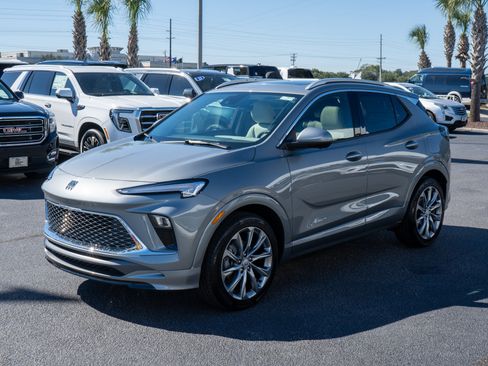 New 2026 Buick Encore GX Avenir w/ Avenir Technology Package image 7