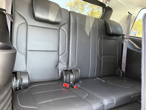 Used 2017 GMC Yukon SLT RWD image 17