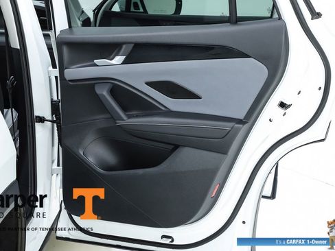 Used 2025 Volkswagen Tiguan SE w/ Panoramic Sunroof Package AWD/4WD image 31