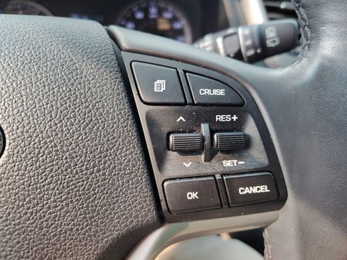 Used 2018 Hyundai Tucson Value w/ Cargo Package FWD image 26