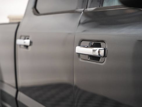Used 2017 Ford F250 Lariat w/ Chrome Package AWD/4WD image 20