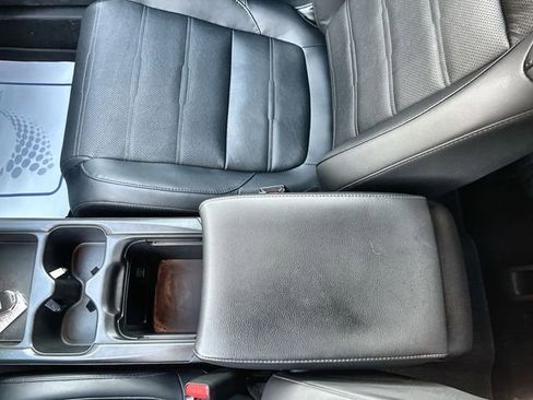 Used 2022 Honda CR-V EX-L image 24