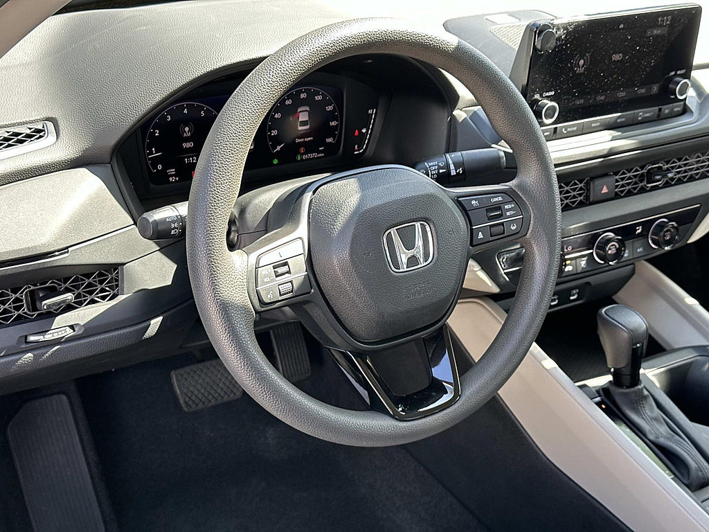 Certified 2023 Honda Accord LX image 3