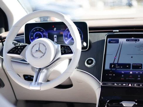 Used 2024 Mercedes-Benz EQE 350+ 4MATIC SUV image 16