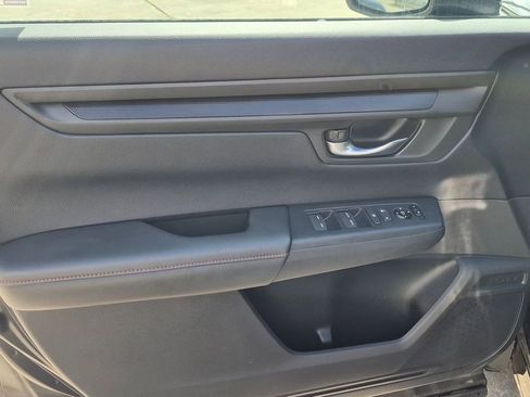 Used 2024 Honda CR-V Sport image 9