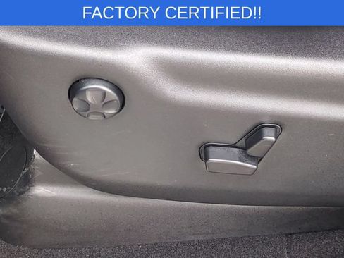 Certified 2025 Dodge Durango R/T w/ Blacktop Package AWD/4WD image 17