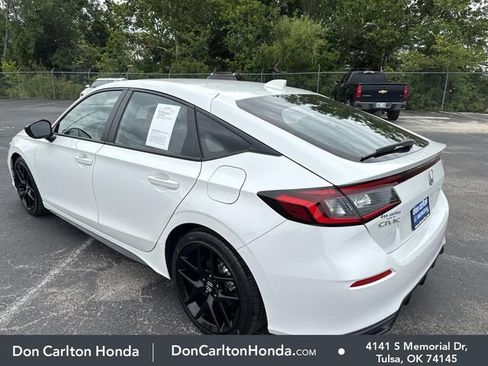 Used 2025 Honda Civic Sport image 9