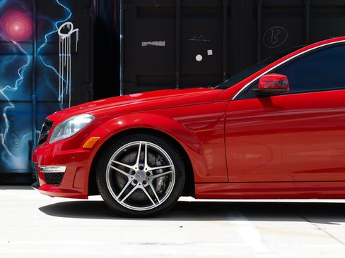 Used 2015 Mercedes-Benz C 63 AMG Coupe image 26