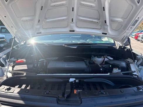 Used 2025 Chevrolet Silverado 1500 W/T RWD image 18