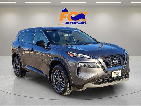 Used 2023 Nissan Rogue S image 7