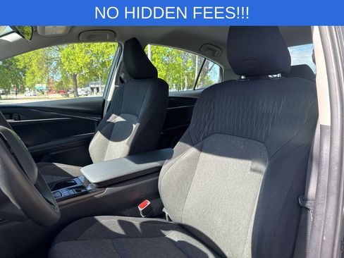 Used 2025 Toyota Camry LE FWD image 21