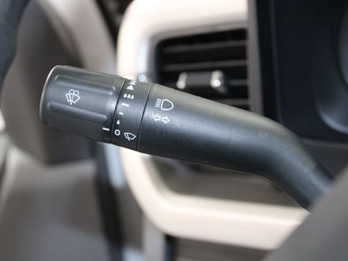 Used 2024 Ford F250 XLT image 40