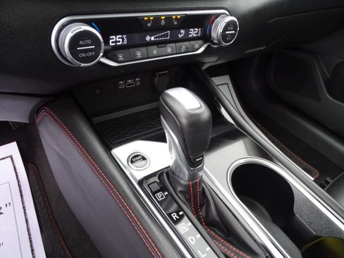 Used 2024 Nissan Altima 2.5 SR image 29