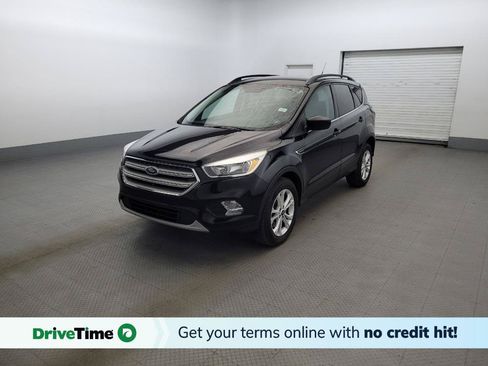Used 2018 Ford Escape SE w/ SE Sync 3 Package AWD/4WD image 1