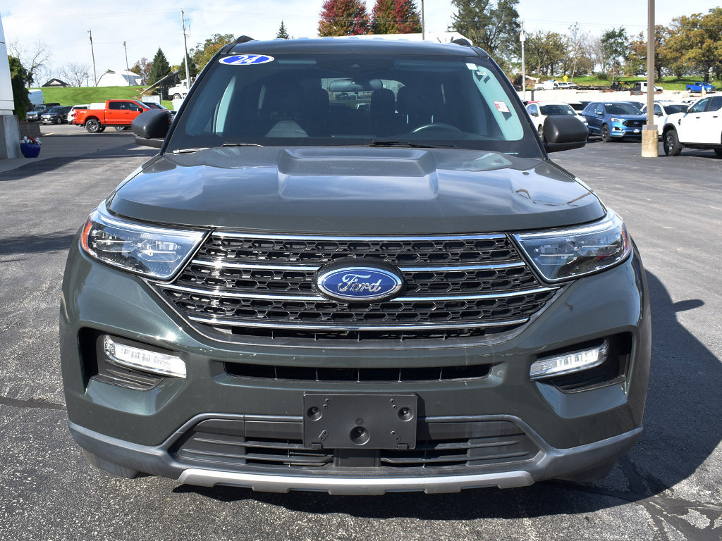 Certified 2024 Ford Explorer XLT w/ Equipment Group 202A AWD/4WD image 23