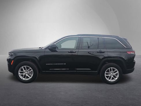 Used 2025 Jeep Grand Cherokee Laredo X w/ Luxury Tech Group I AWD/4WD image 7