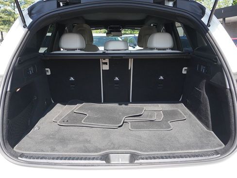 Used 2023 Mercedes-Benz GLC 300 4MATIC image 19