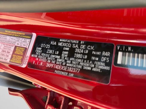 New 2025 Kia K4 LXS FWD image 30