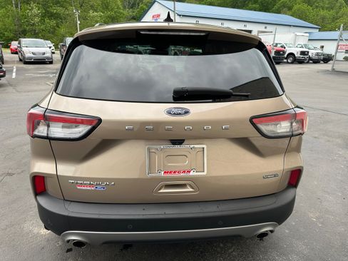 Certified 2021 Ford Escape Titanium w/ Titanium Elite Package image 8