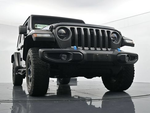 Used 2022 Jeep Wrangler Unlimited Rubicon 4xe w/ Cold Weather Group AWD/4WD image 18