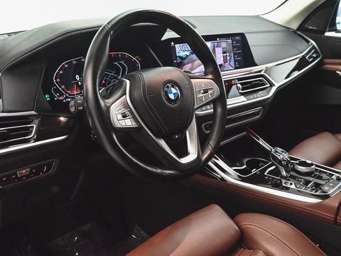 Used 2020 BMW X7 xDrive40i w/ Premium Package image 16
