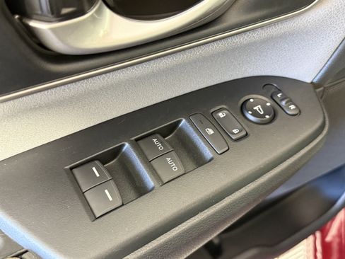 Used 2020 Honda CR-V EX image 15