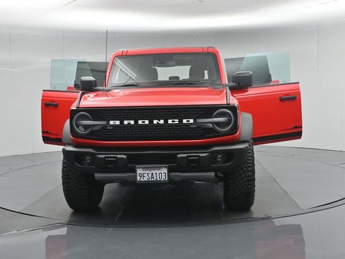 Certified 2023 Ford Bronco Wildtrak AWD/4WD image 34