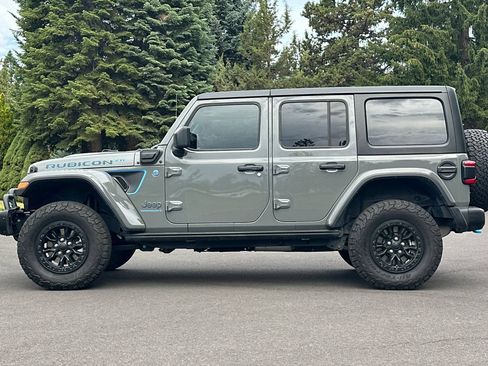 Used 2023 Jeep Wrangler Unlimited Rubicon 4xe AWD/4WD image 7