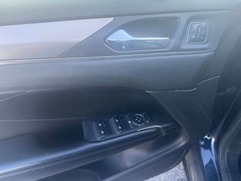 Used 2015 Lincoln MKC AWD image 13