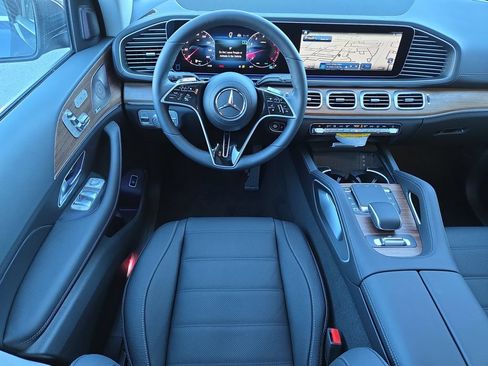Certified 2026 Mercedes-Benz GLS 450 4MATIC image 14