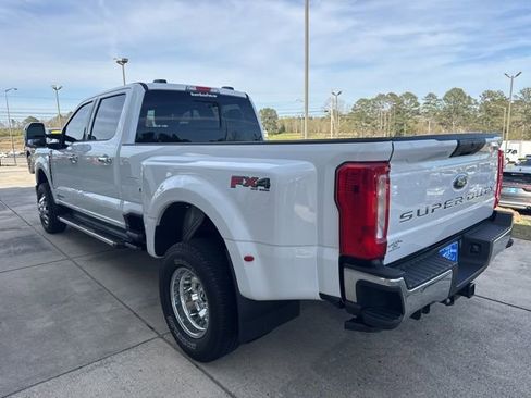 Used 2023 Ford F350 XLT image 5