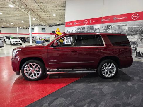 Used 2018 GMC Yukon SLT w/ Premium Edition AWD/4WD image 7