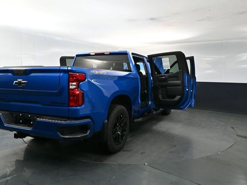 Used 2024 Chevrolet Silverado 1500 Custom w/ LPO, Dark Essentials Package AWD/4WD image 29