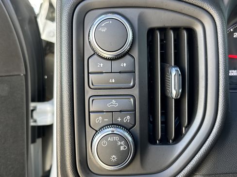 Used 2023 GMC Sierra 3500 Pro w/ Convenience Package image 18