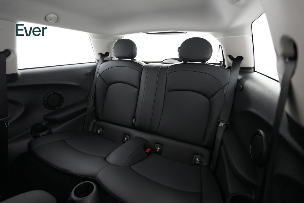 Used 2022 MINI Cooper SE FWD image 24