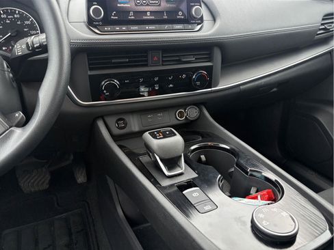 Used 2026 Nissan Rogue S image 11