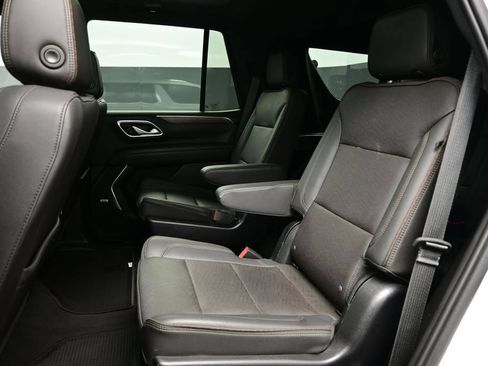 Used 2022 Chevrolet Tahoe High Country w/ Premium Package 2 AWD/4WD image 30
