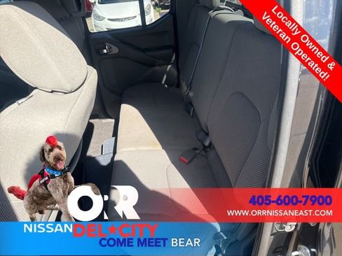 Used 2021 Nissan Frontier SV RWD image 10