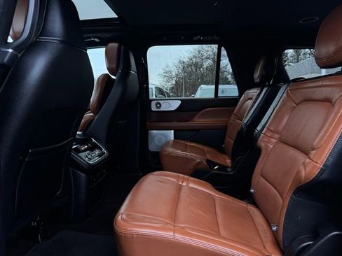 Used 2020 Lincoln Navigator L Reserve w/ Equipment Group 208A Reserve image 21