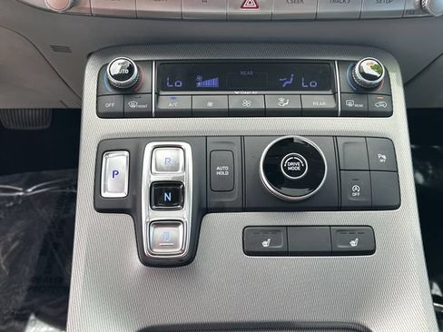 Certified 2021 Hyundai Palisade SEL FWD image 18