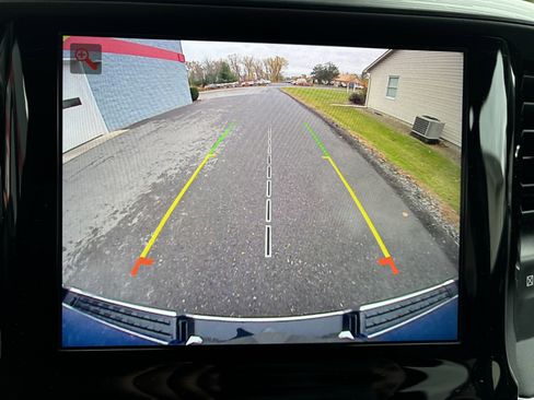 Used 2024 RAM 1500 Laramie image 26