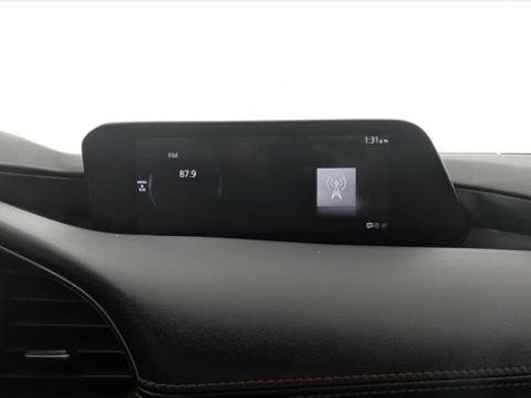 Used 2023 MAZDA MAZDA3 s image 30