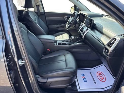 Used 2021 Kia Sorento S AWD/4WD image 11