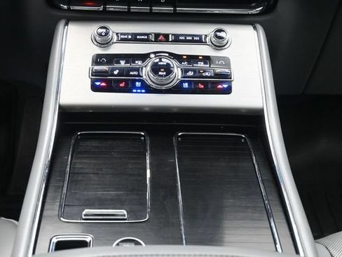 Used 2020 Lincoln Aviator Reserve w/ Equipment Group 201A AWD/4WD image 25