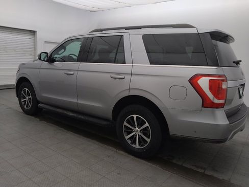 Used 2020 Ford Expedition XLT RWD image 3